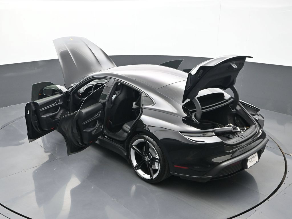 Certified 2021 Porsche Taycan RWD image 28