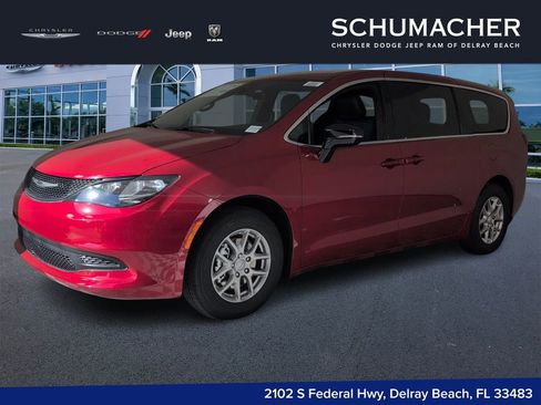 New 2026 Chrysler Voyager LX FWD image 4
