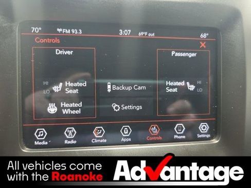 Used 2019 Jeep Cherokee Latitude Plus w/ Comfort/Convenience Group image 6