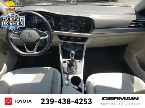Used 2023 Volkswagen Jetta SE w/ Panoramic Sunroof Package FWD image 19
