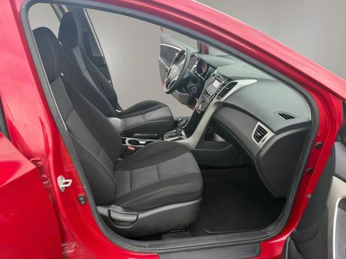 Used 2014 Hyundai Elantra GT FWD image 15