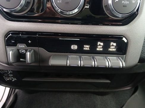 New 2026 RAM 3500 Big Horn AWD/4WD image 24