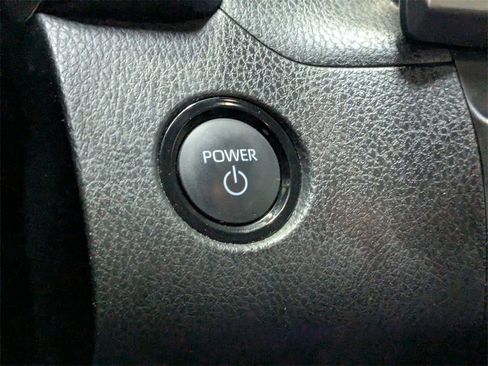 Used 2025 Toyota Camry LE image 20