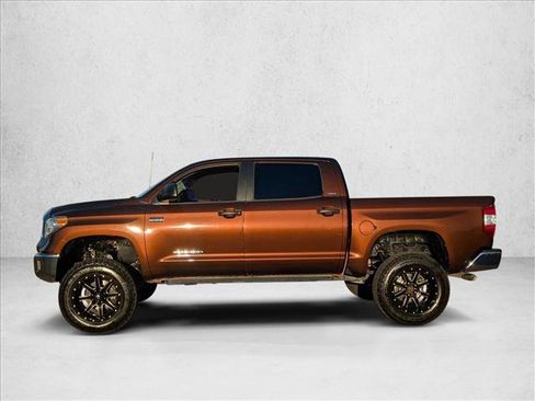 Used 2016 Toyota Tundra SR5 w/ SR5 Upgrade Package image 8