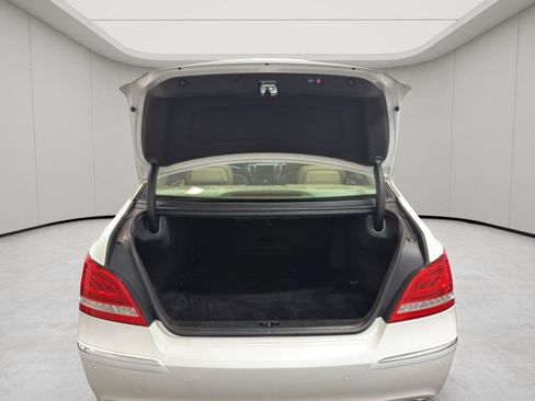 Used 2011 Hyundai Equus Ultimate RWD image 12