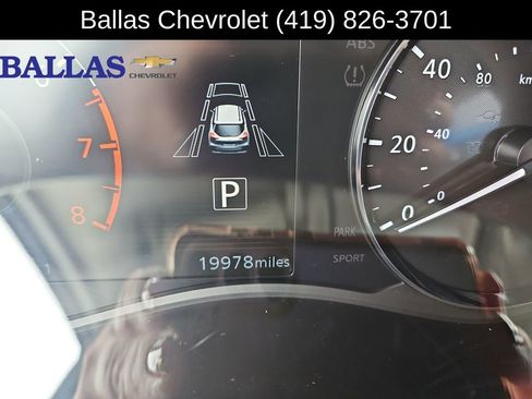 Used 2024 Nissan Kicks SV image 12