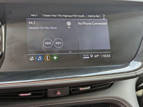 Used 2023 Buick Envision Preferred image 10