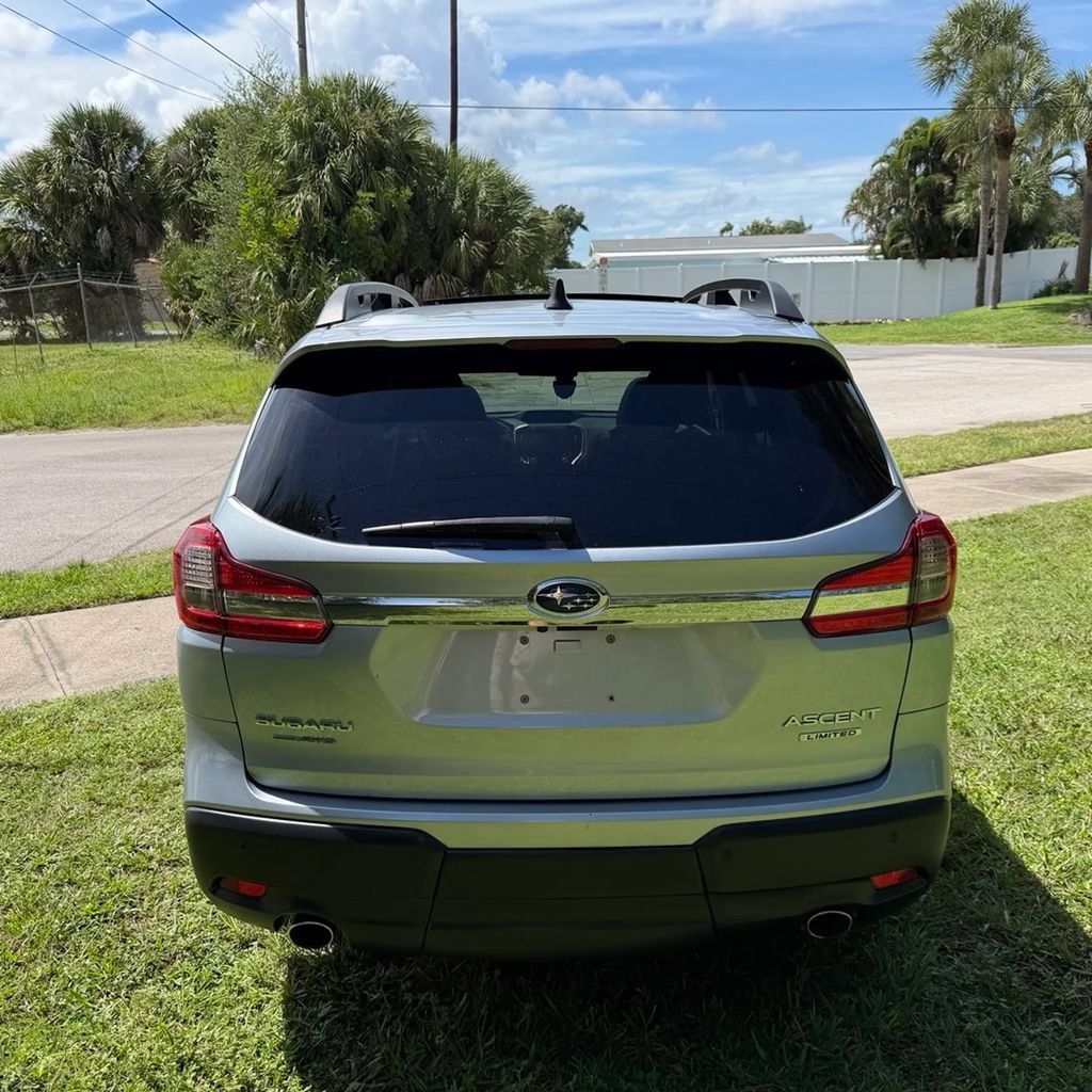 Used 2022 Subaru Ascent Limited w/ Technology Package AWD/4WD image 6
