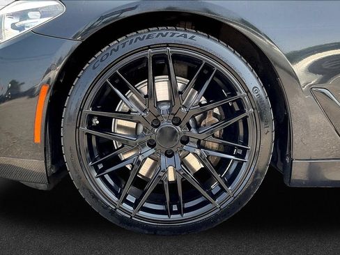 Used 2018 BMW 540i RWD image 31