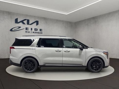 New 2026 Kia Carnival SX Prestige FWD image 6