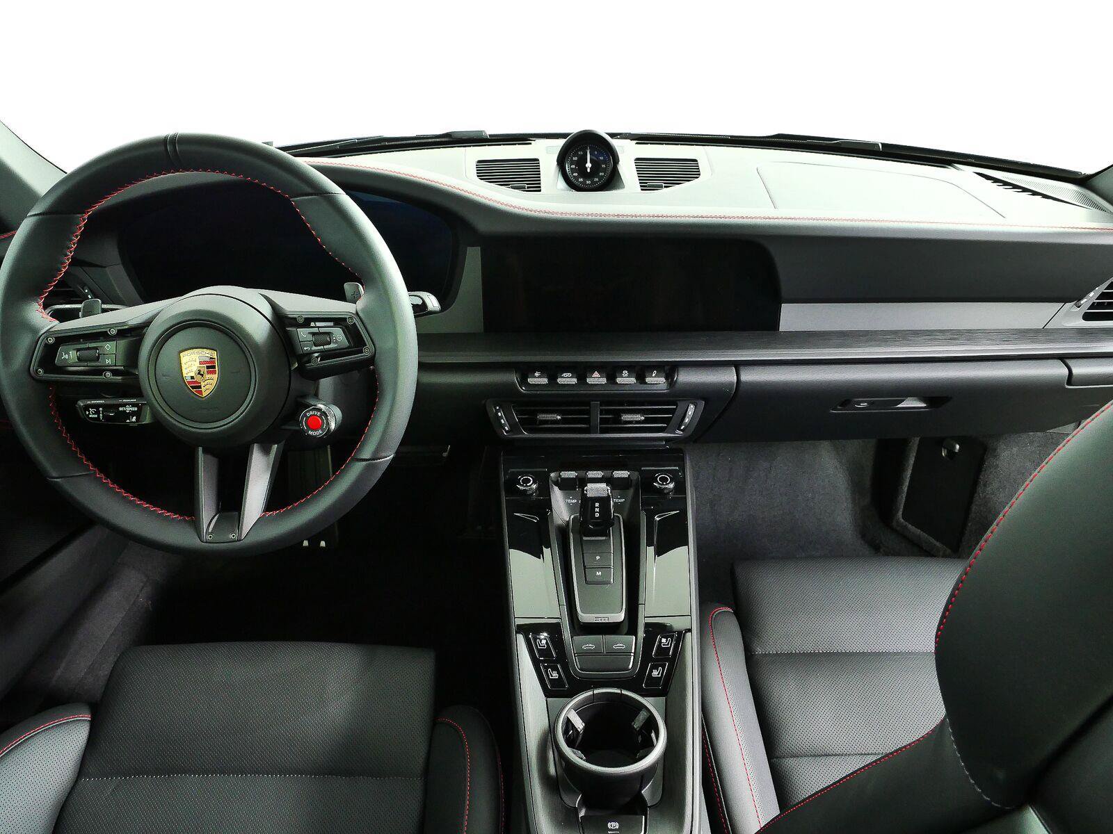 Certified 2026 Porsche 911 Targa 4 GTS AWD/4WD image 17