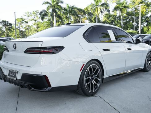 Used 2023 BMW 740i w/ Parking Assistance Package image 8