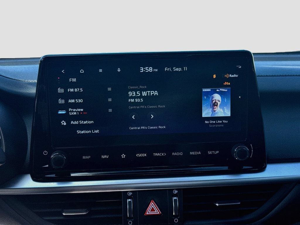 Certified 2023 Kia Forte GT-Line FWD image 15