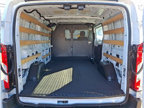Used 2024 Ford Transit 250 Low Roof w/ Exterior Upgrade Package image 27
