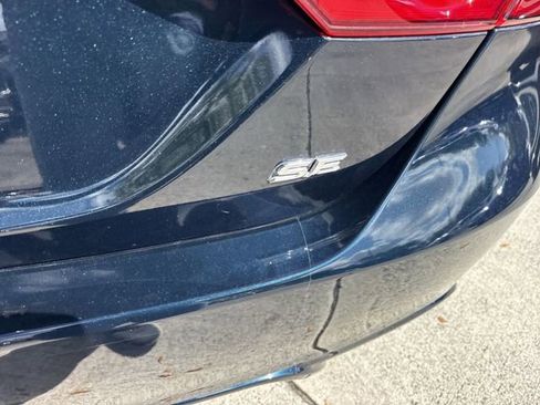 Used 2020 Toyota Camry SE w/ Convenience Package image 24