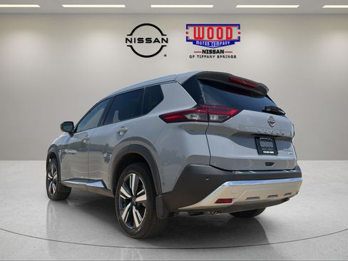 Certified 2023 Nissan Rogue Platinum w/ Platinum Premium Package AWD/4WD image 4