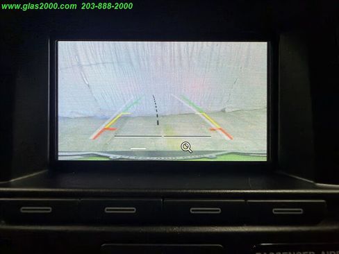 Used 2018 Ford Explorer 4WD w/ Class II Trailer Tow Package image 11