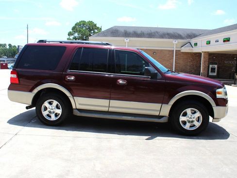Used 2009 Ford Expedition Eddie Bauer RWD image 1