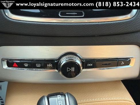 Used 2017 Volvo XC90 T6 Momentum w/ Vision Package AWD/4WD image 33