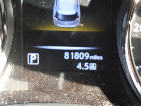 Used 2016 Nissan Rogue SV image 32