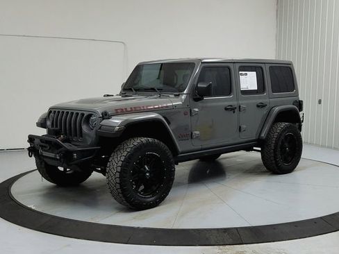 Used 2021 Jeep Wrangler Unlimited Rubicon w/ Uconnect 4C Nav & Sound Group image 3