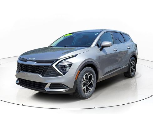 Certified 2024 Kia Sportage LX FWD image 3