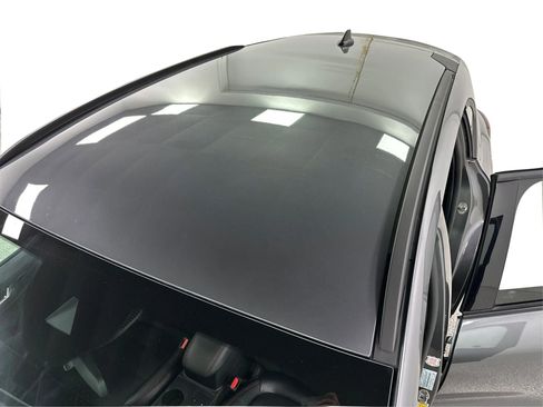 Used 2025 Ford Escape ST-Line image 13