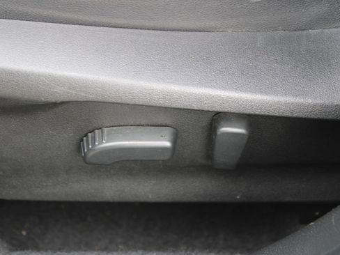 Used 2020 Subaru Crosstrek 2.0i Limited w/ Moonroof Package image 14