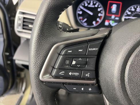 Used 2023 Subaru Outback Limited image 32