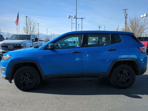 Used 2020 Jeep Compass Sport image 9