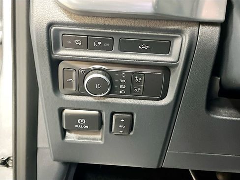 Used 2022 Ford F150 Lariat w/ Equipment Group 502A High AWD/4WD image 10