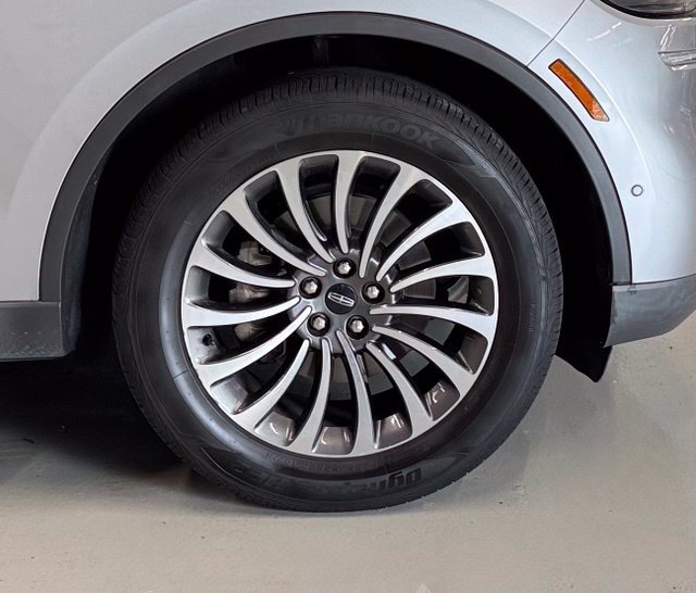 Used 2020 Lincoln Aviator Reserve w/ Equipment Group 201A AWD/4WD image 32