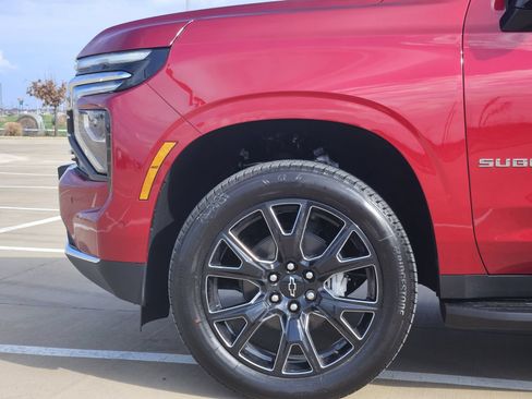 New 2026 Chevrolet Suburban LT w/ Comfort Package RWD image 11