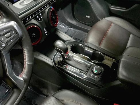 Used 2022 Chevrolet Blazer RS w/ Enhanced Convenience Package image 16