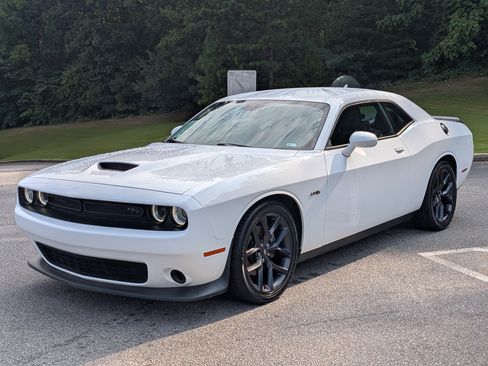 Used 2023 Dodge Challenger R/T w/ Blacktop Package RWD image 5