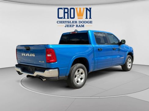 Used 2025 RAM 1500 Big Horn AWD/4WD image 3