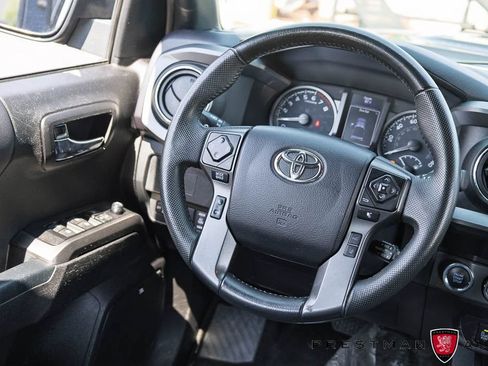 Used 2021 Toyota Tacoma TRD Sport w/ TRD Premium Sport Package AWD/4WD image 39