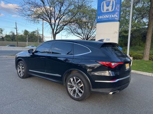 Used 2024 Acura MDX SH-AWD w/ Technology Package image 26