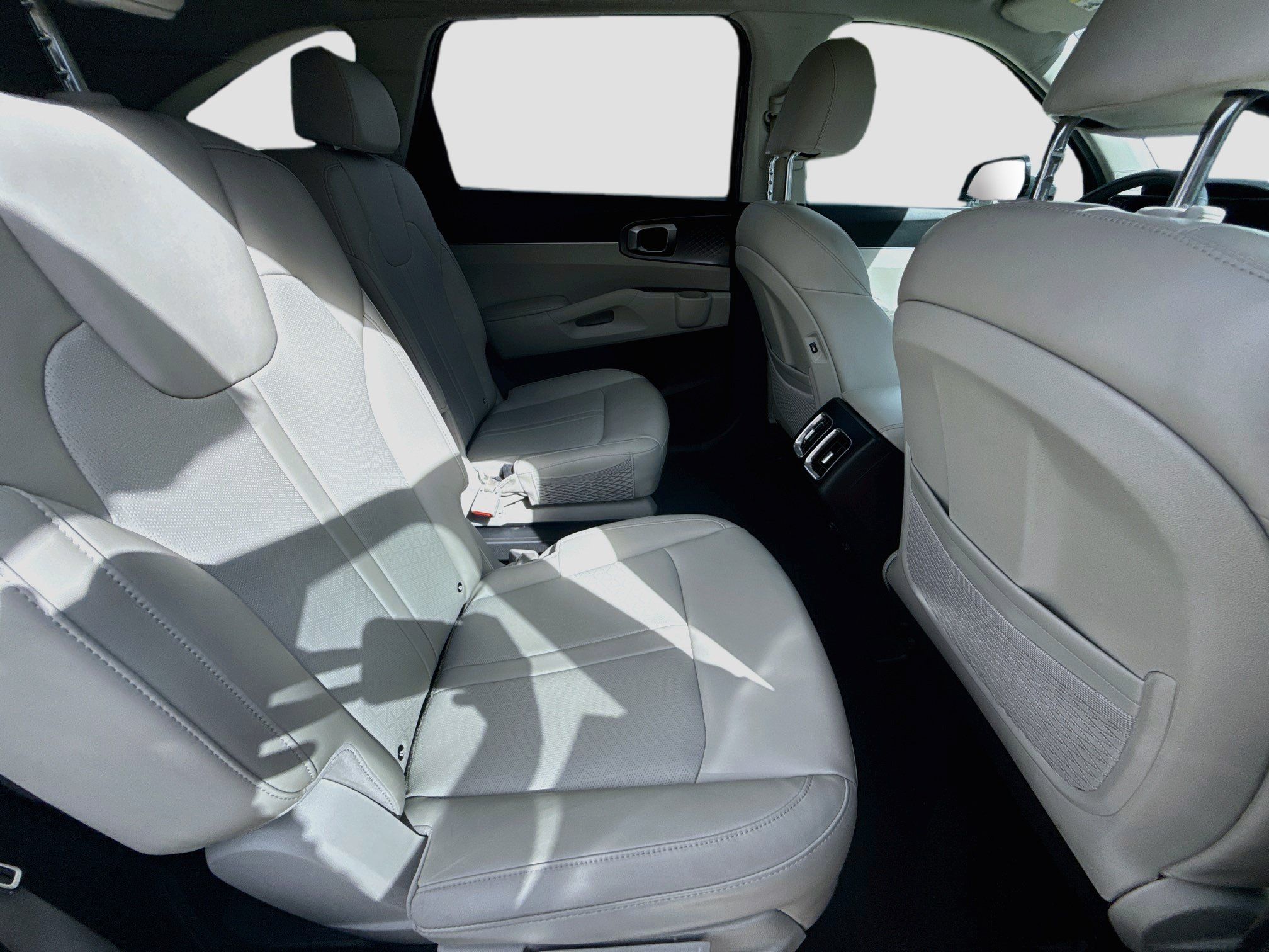 Used 2023 Kia Sorento EX FWD image 27