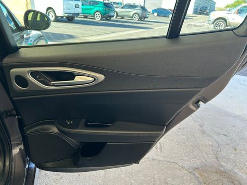 New 2025 Alfa Romeo Giulia image 10