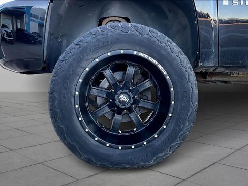 Used 2007 Chevrolet Silverado 1500 LT w/ 2LT Audio Package image 12