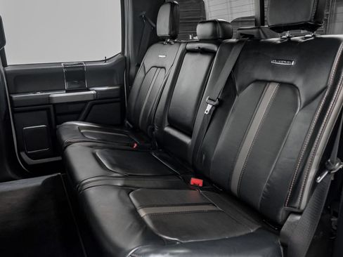 Used 2021 Ford F450 Platinum w/ FX4 Off-Road Package AWD/4WD image 32