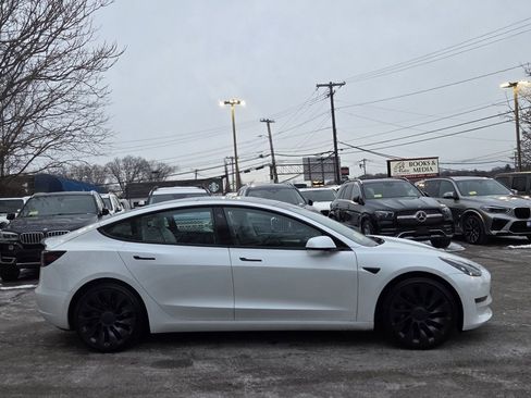Used 2022 Tesla Model 3 Performance image 7