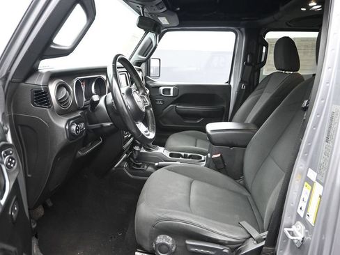 Used 2020 Jeep Gladiator Sport w/ Quick Order Package 24S AWD/4WD image 10