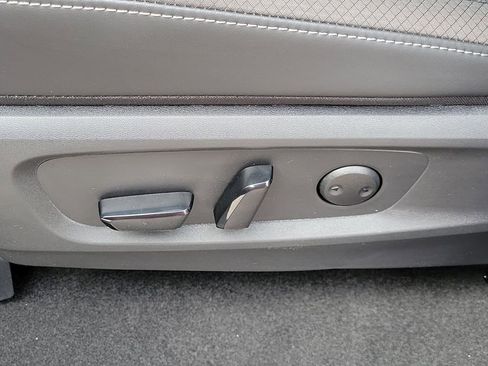 New 2026 Nissan Pathfinder SL image 25