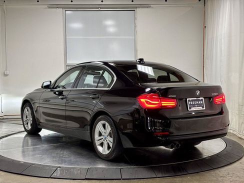 Used 2018 BMW 330i xDrive Sedan w/ Convenience Package AWD/4WD image 7