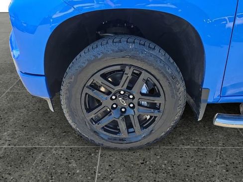 Used 2025 Chevrolet Silverado 1500 Custom AWD/4WD image 16
