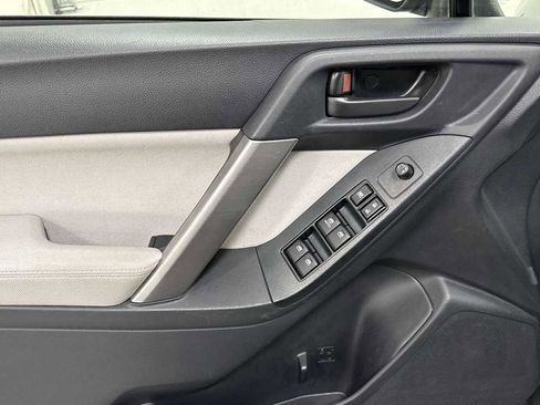 Used 2015 Subaru Forester 2.5i Premium w/ All-Weather Package image 15