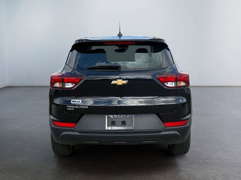 Used 2023 Chevrolet TrailBlazer LS AWD/4WD image 4