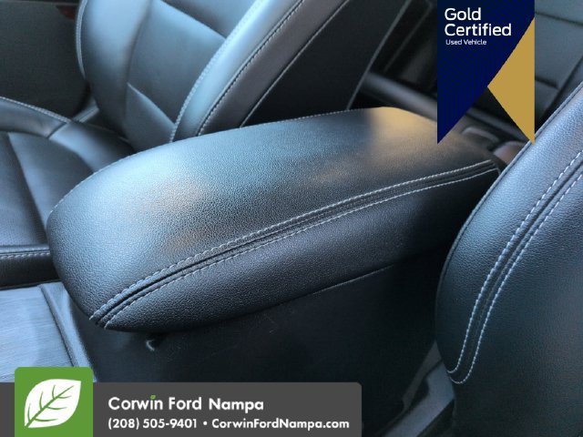 Used 2022 Ford Escape Titanium AWD/4WD image 21